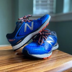 New Balance 860v8